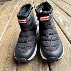 NWT Hunter Annes Black Insulated Waterproof Snow Booties in Women's 10